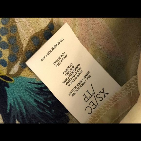 Cabi Parlor Top Tropical Orchid Size XSmall - Picture 8 of 11